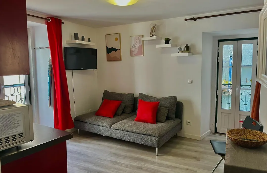 1 Bedroom Apartment - Tv Da Madalena 01-1