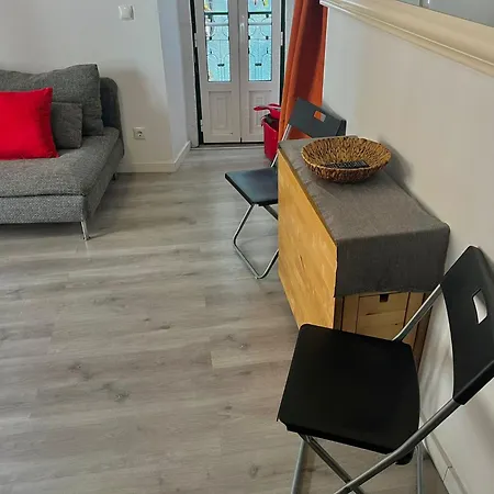 1 Bedroom Apartment - Tv Da Madalena 01-2